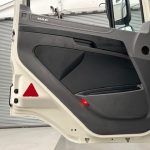 DAF CF 370 6×2 Sleeper Cab Fridge Box - thumbnail