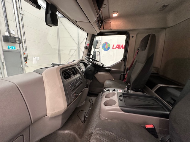 DAF LF 260 4×2 Urban Tractor Unit Trailer