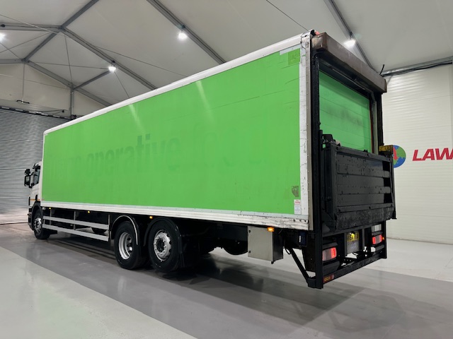Scania P280 6×2 Rear Lift Day Cab Fridge Box