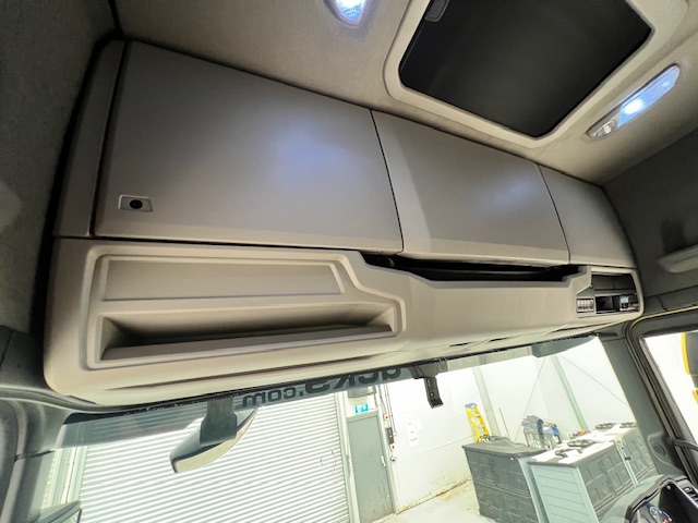 Scania S450 6×2 Midlift Highline Tractor Unit