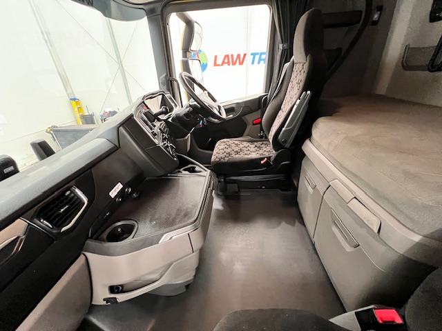 Scania S450 6×2 Midlift Highline Tractor Unit