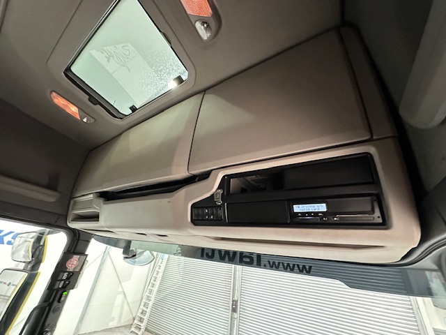 Scania S450 6×2 Midlift Highline Tractor Unit