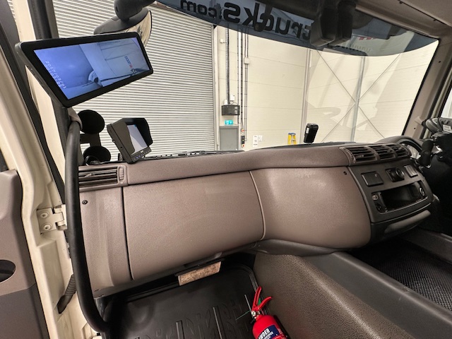 DAF CF 450 6×2 Space Cab Tractor Unit