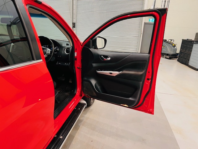 Nissan Navara 2.3 DCI 4×4 Acenta Pick Up Auto