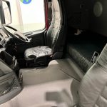 Volvo FM 450 6×2 Sleeper Cab Curtainsider - thumbnail