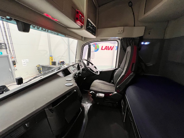 Volvo FH 500 6×2 Sleeper Cab Midlift Tractor Unit