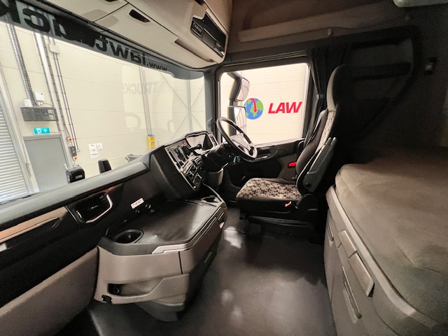 Scania S450 6×2 Midlift Highline Tractor Unit
