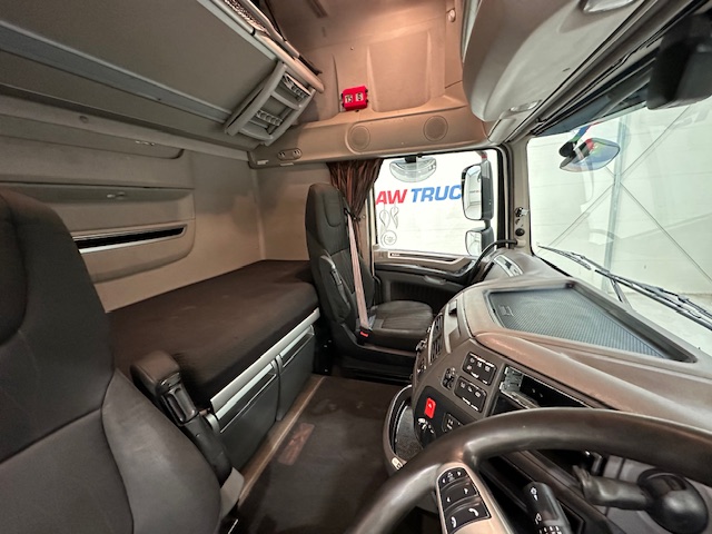 DAF XF 480 6×2 Midlift Tractor Unit