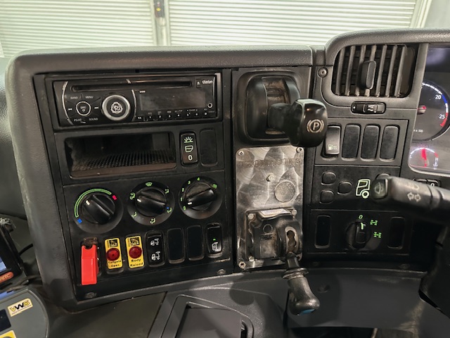 Scania P400 8×4 Rest Cab Steel Tipper