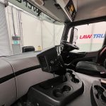 Mercedes Actros 2532 6×2 Rear Lift Day Cab Fridge Box - thumbnail