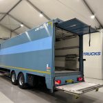Scania P320 6×2 10 Tyre Rear Lift Insulated Box Van - thumbnail