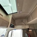 Volvo FH 500 Euro 5 6×2 Tractor Unit Safari Edition - thumbnail