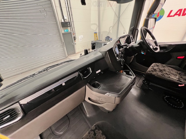 Scania S450 6×2 Midlift Highline Tractor Unit