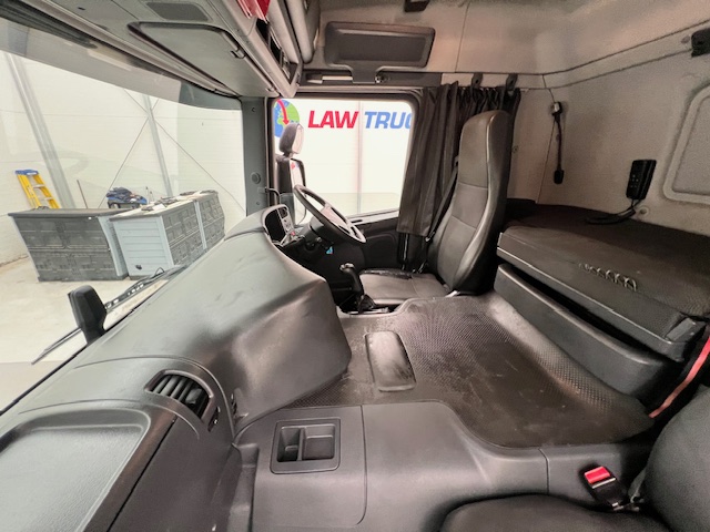 Scania P320 6×2 10 Tyre Sleeper Cab Dropside