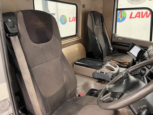 DAF CF85 410 8×4 Day Cab Hookloader Manual