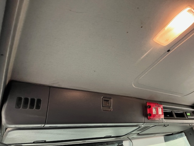 Scania P280 6×2 Rear Lift Dropside Brick Grab