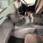 Scania 114 340 6×2 Sleeper Cab Beavertail - thumbnail