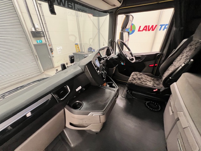 Scania S450 6×2 Midlift Highline Tractor Unit