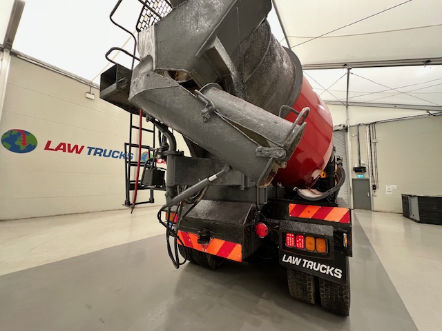 Hino 700 2813 6×4 Cement Mixer