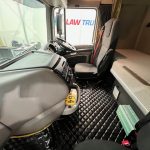 DAF XF105 460 6×2 Space Cab Tractor Unit - thumbnail