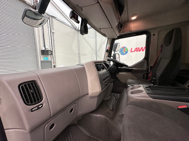 DAF LF 260 4×2 Urban Tractor Unit Trailer