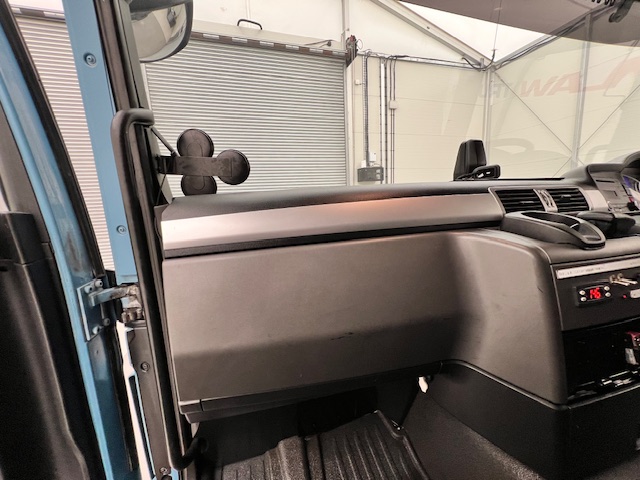 MAN TGS 26.320 6×2 Sleeper Cab Insulated Box Van