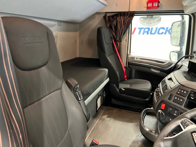 DAF XF 480 6×2 Midlift Tractor Unit