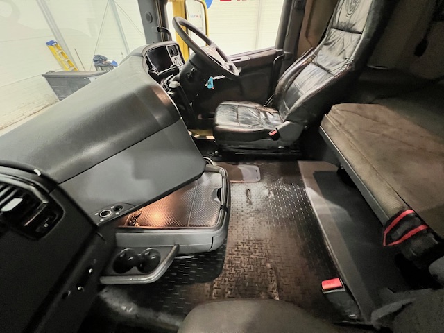 Scania R480 6×2 Midlift Topline Tractor Unit