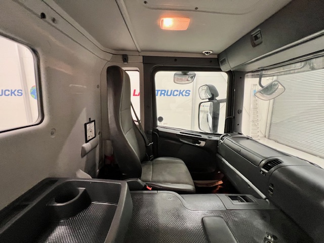 Scania P400 8×4 Day Cab Chassis