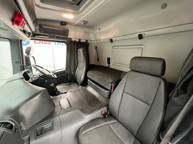 Scania P320 6×2 10 Tyre Sleeper Cab Dropside