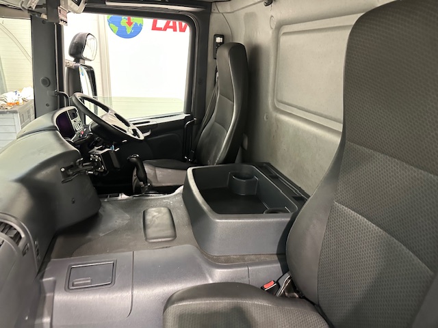 Scania P280 6×2 Rear Lift Day Cab Fridge Box Manual