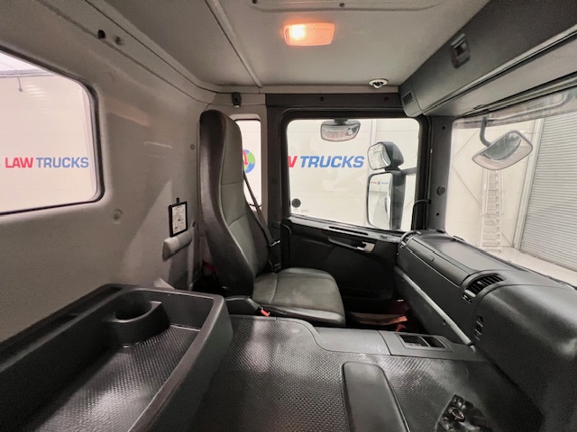 Scania P400 8×4 Day Cab Chassis