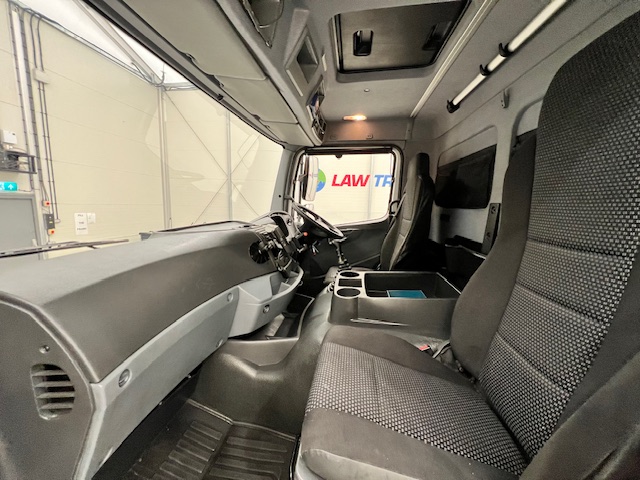 Mercedes Axor 1824 Day Cab Fridge Box