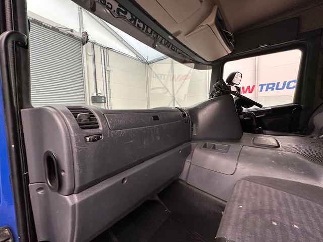 Scania P420 8×4 Sleeper Cab Vacuum Tanker