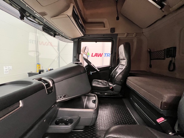 Scania R420 6×2 Midlift Topline Tractor Unit