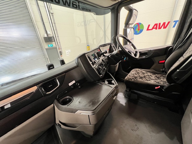 Scania S450 6×2 Midlift Highline Tractor Unit