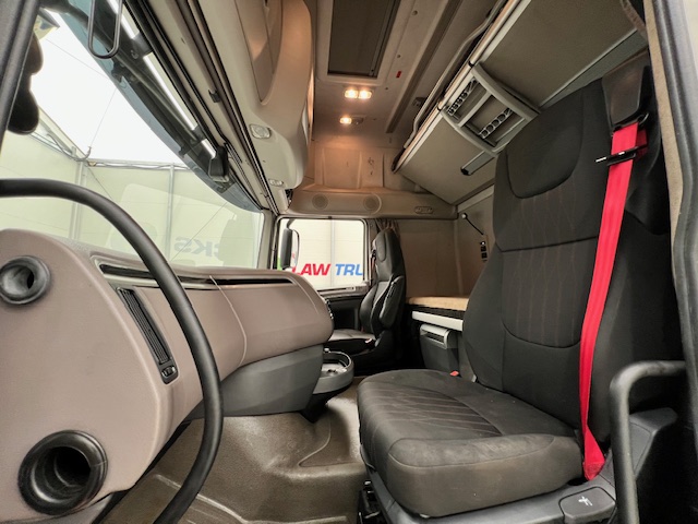 DAF XF 480 6×2 Midlift Tractor Unit
