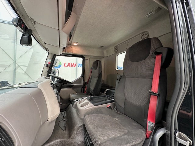DAF LF 260 4×2 Urban Tractor Unit Trailer