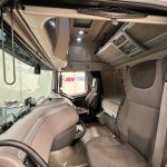 DAF XF 460 4×2 Super Space Cab Tractor Unit - thumbnail