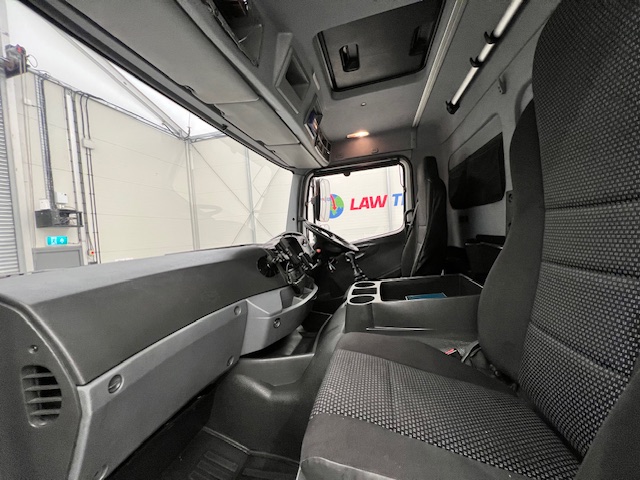 Mercedes Axor 1824 Day Cab Fridge Box