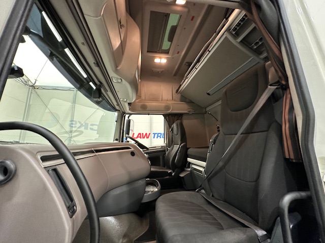 DAF XF 480 6×2 Midlift Tractor Unit