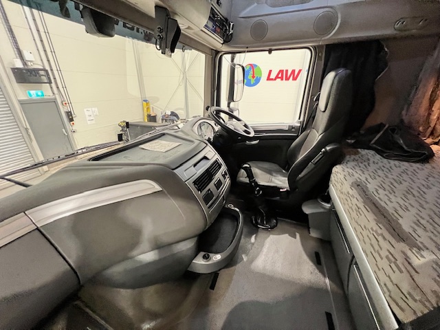 DAF XF 510 6×2 Midlift Tractor Unit Manual