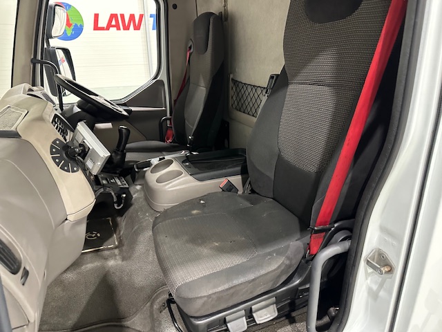 DAF LF 220 Day Cab Fridge Box
