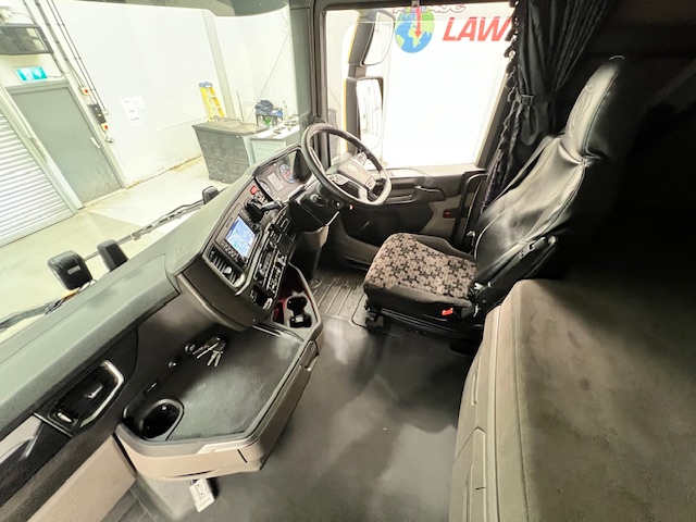 Scania S450 6×2 Midlift Highline Tractor Unit