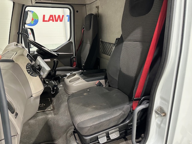 DAF LF 220 Day Cab Fridge Box