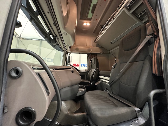 DAF XF 480 6×2 Midlift Tractor Unit