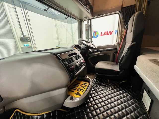 DAF XF105 460 6×2 Space Cab Tractor Unit