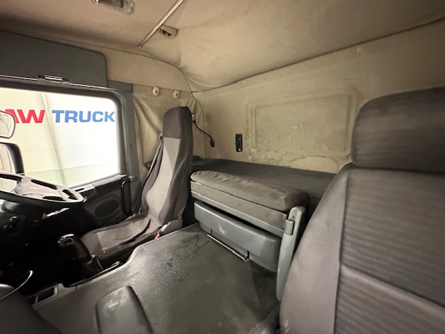Scania P420 8×4 Sleeper Cab Vacuum Tanker