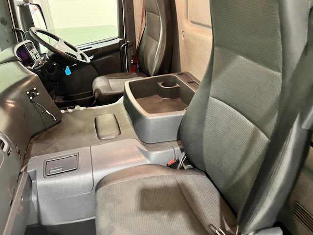 Scania P280 6×2 Rear Lift Day Cab Fridge Box
