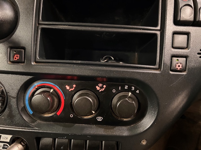 DAF CF85 410 8×4 Day Cab Hookloader Manual